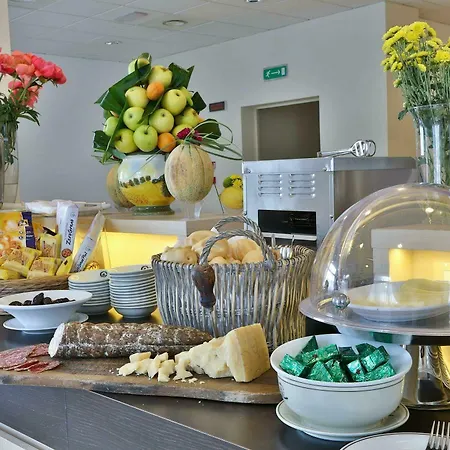 Western Cristallo Mantova 4*